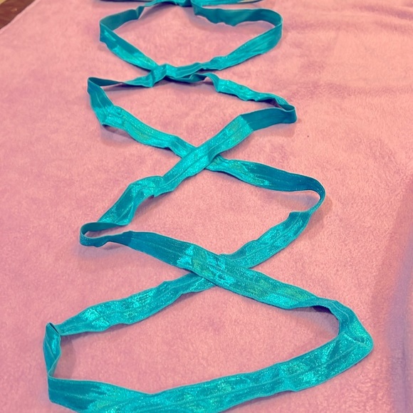 NWT Blue shimmer Leg Wraps - Picture 5 of 6